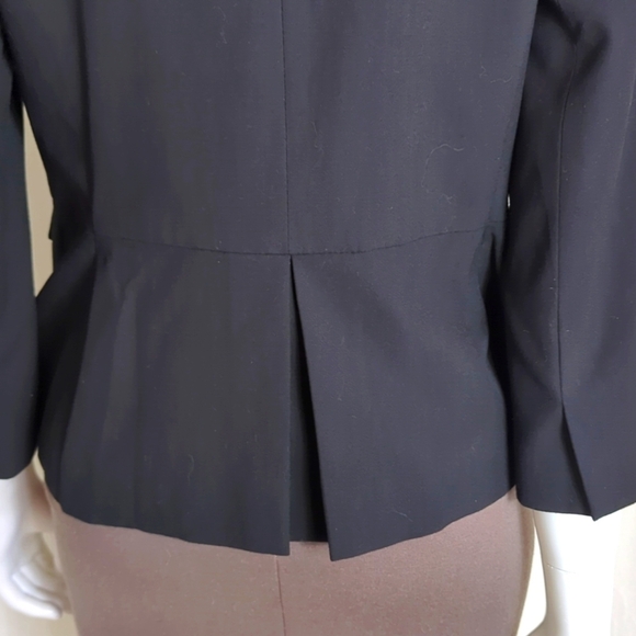 Ann Taylor Blazer Jacket Size 4 - Picture 6 of 11